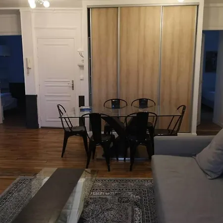 Place Luton Chic 4 Chambres 105m2 Proche Tramway Apartment Reims