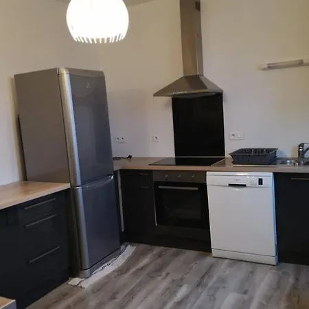 Place Luton Chic 4 Chambres 105m2 Proche Tramway * Reims